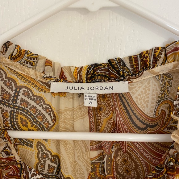 Paisley Print Long Sleeved Midi Dress - Picture 4 of 7